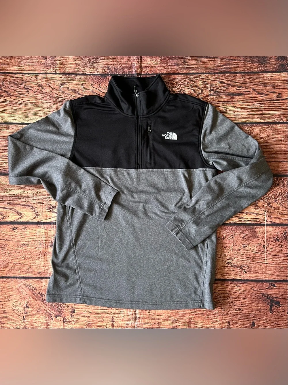 The North Face Colorblock Fleece Quarter Zip Pullover - Gray & Black